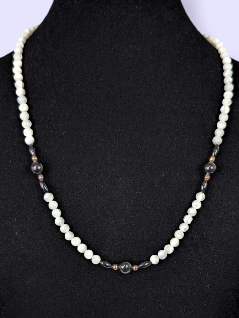 Vintage Mother of Pearl & Onyx Beaded Necklace